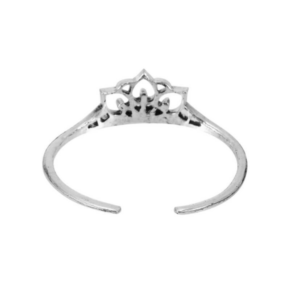 Floral Cuff Bracelet Open End Silver Tone Metal - Picture 2 of 3